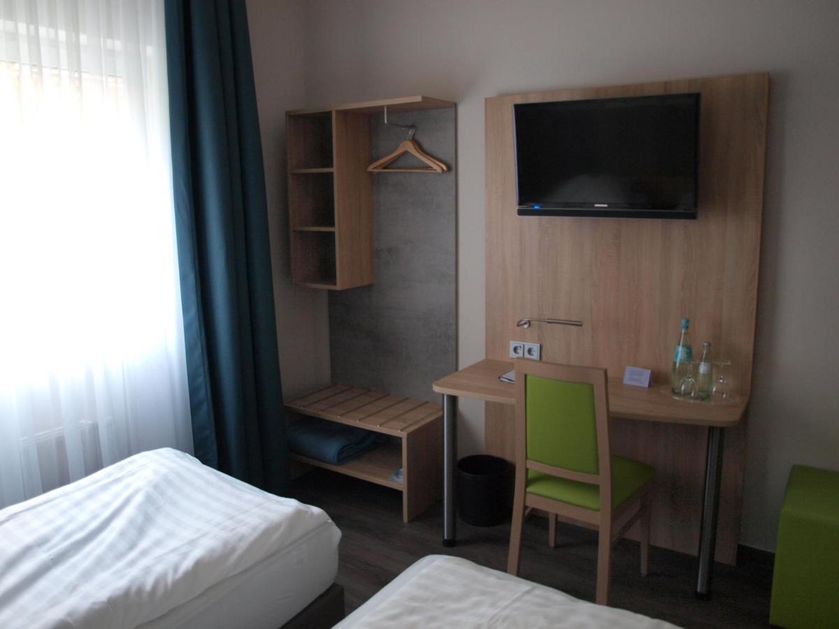 Airport Business Hotel Koeln Экстерьер фото