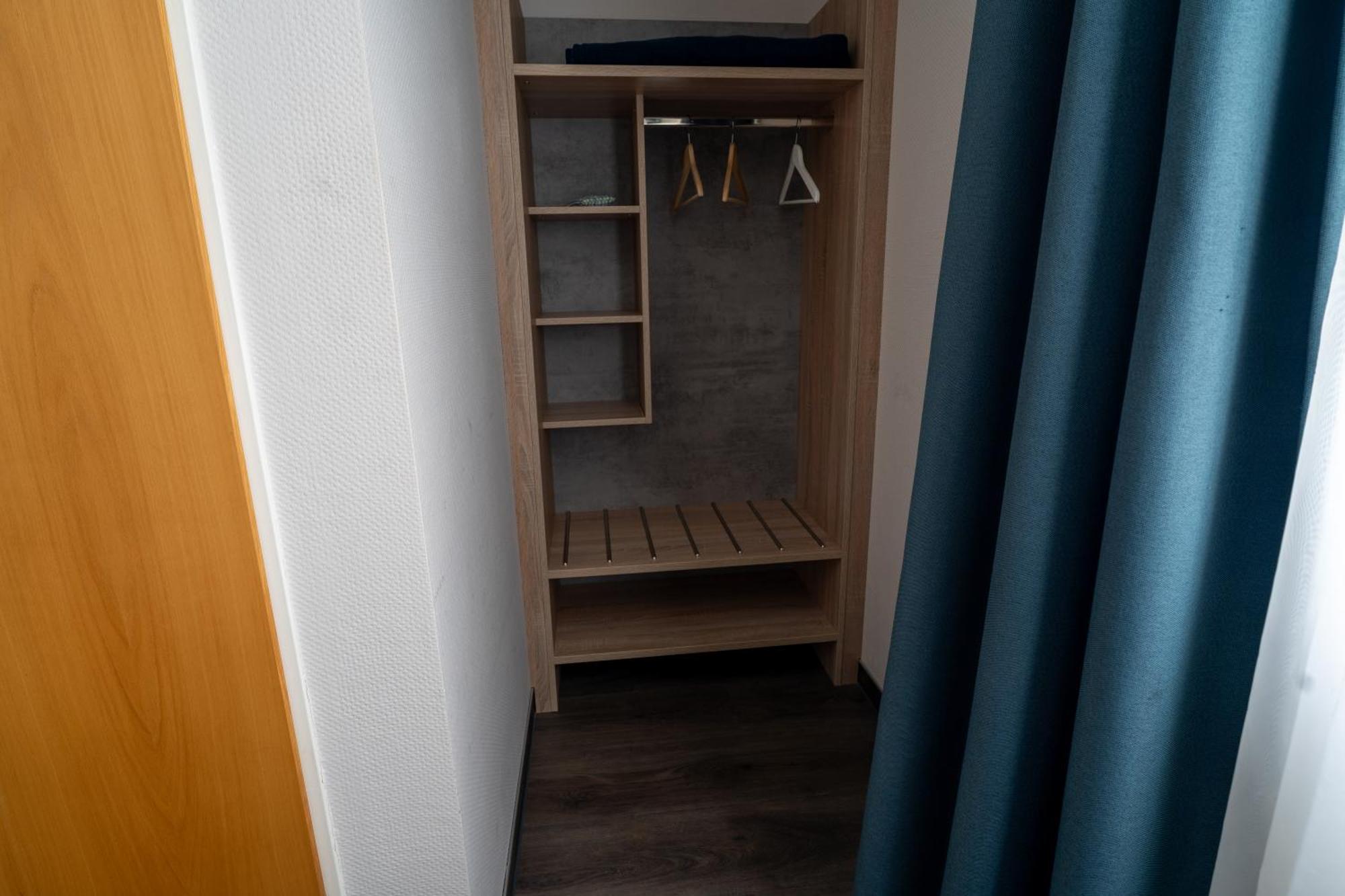 Airport Business Hotel Koeln Экстерьер фото