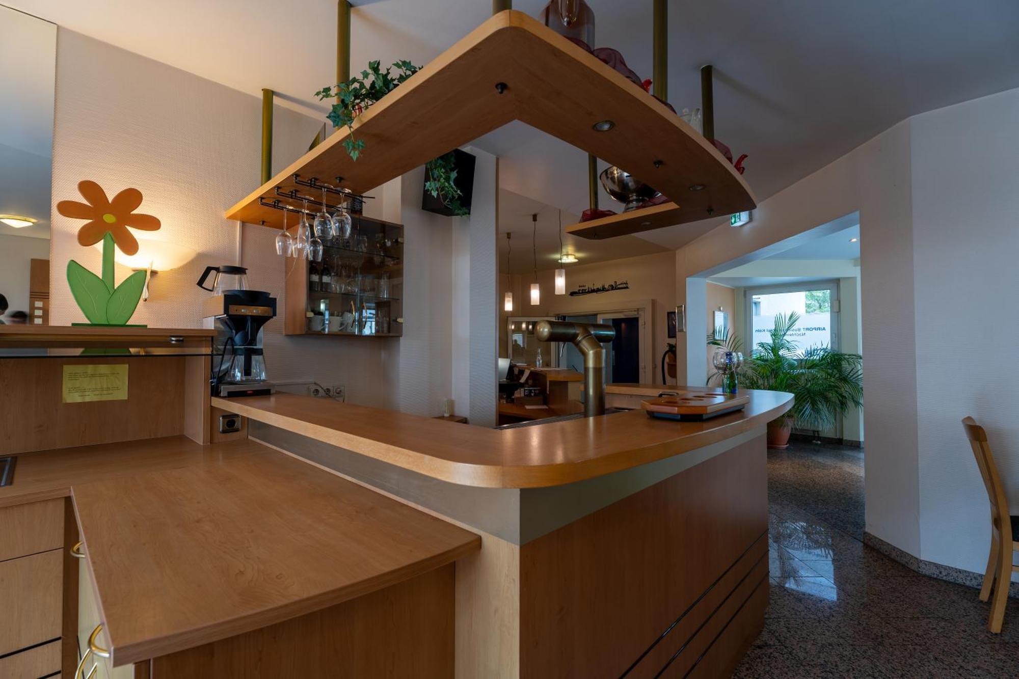 Airport Business Hotel Koeln Экстерьер фото