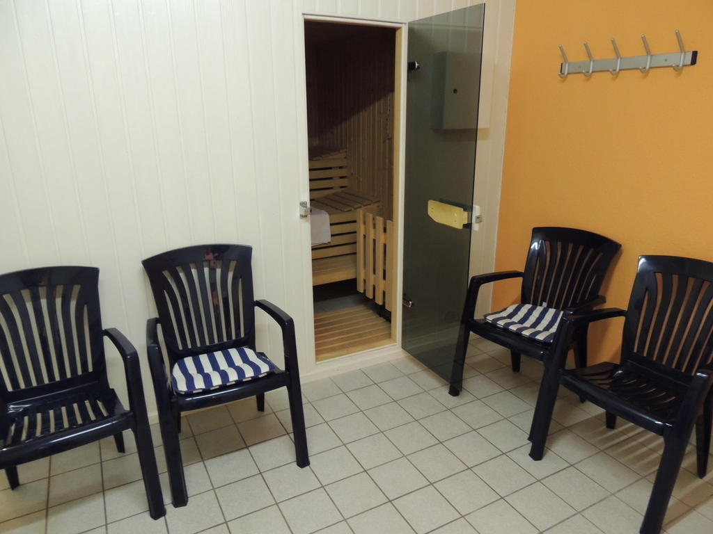 Airport Business Hotel Koeln Экстерьер фото